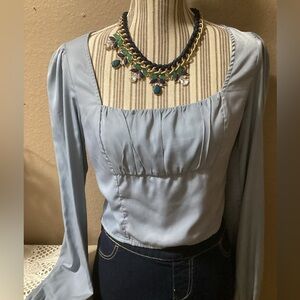 CROP BABY BLUE TOP SIZE M